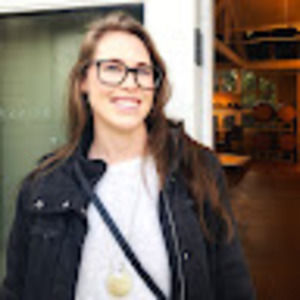 Meet your Posher, Lauren